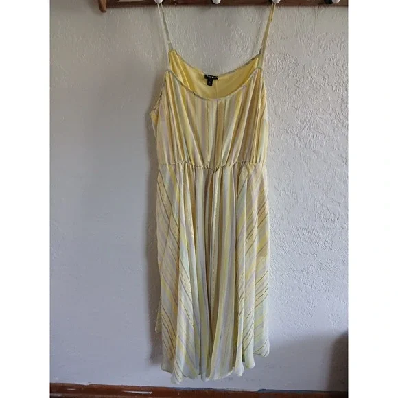 Torrid Butter Yellow Striped Sleeveless Dress Size 2X Spring Easter Romantic - Picture 1 of 4